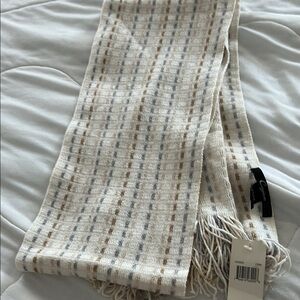 NWT  Cream and Gray Accent scarf